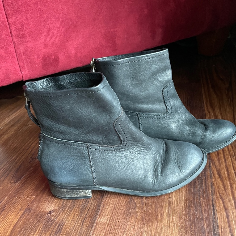 GAP Booties